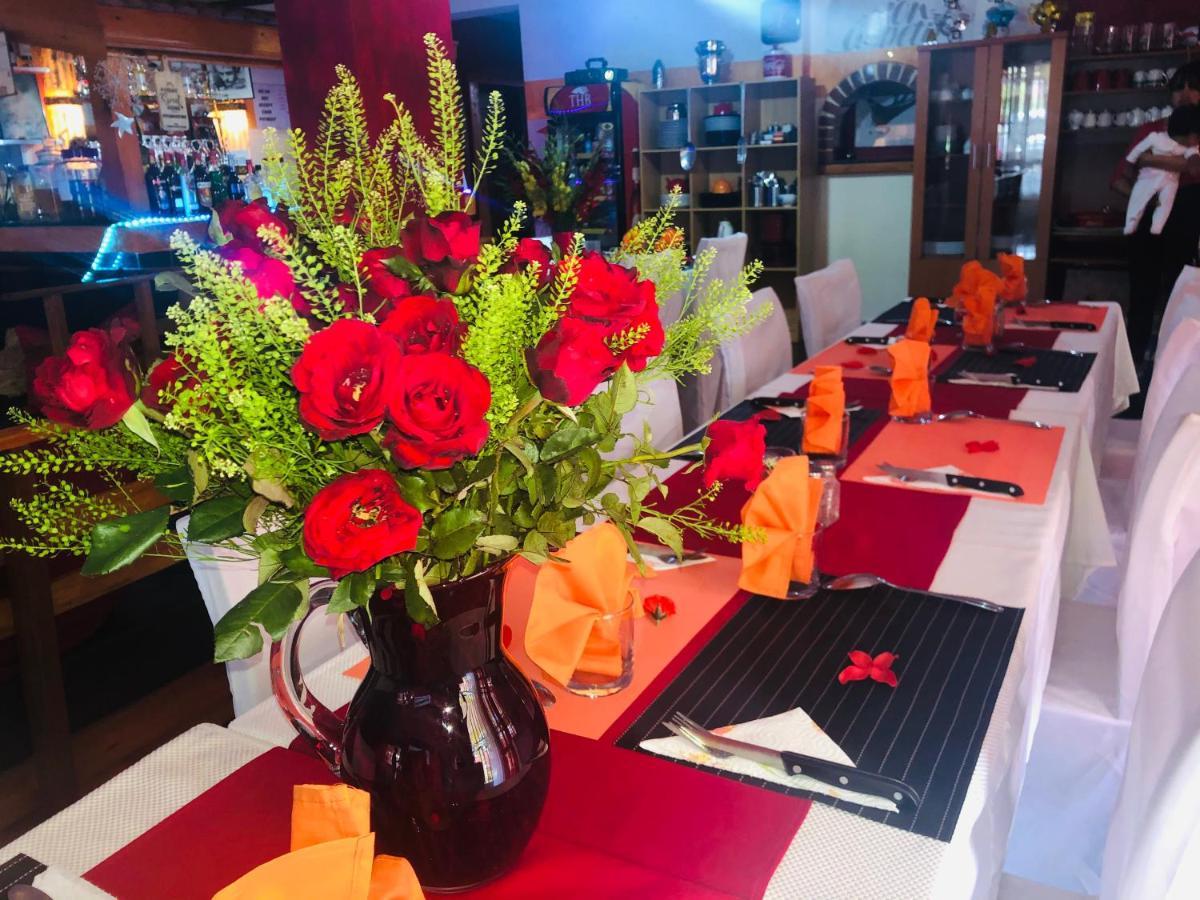Petite Flower Guest House Talata-maty 외부 사진