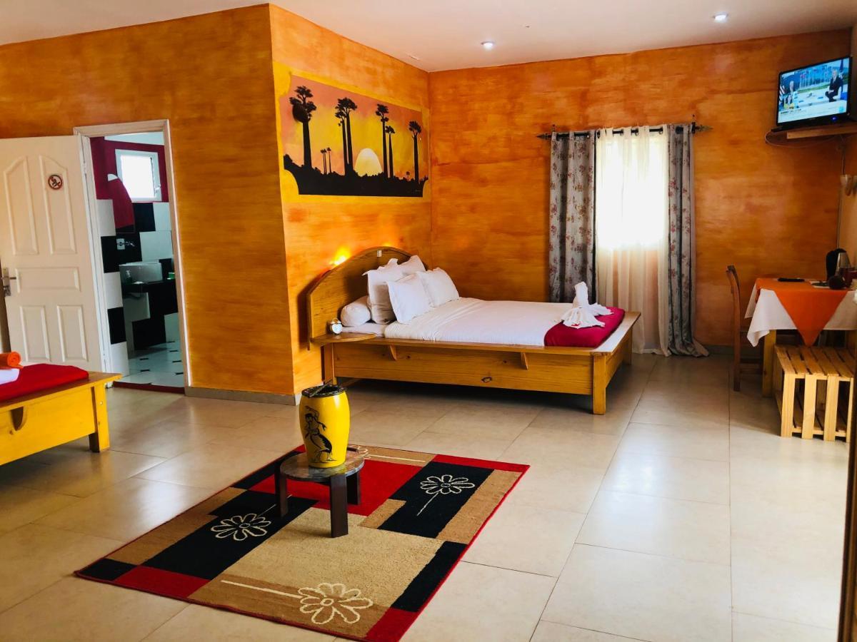 Petite Flower Guest House Talata-maty 외부 사진